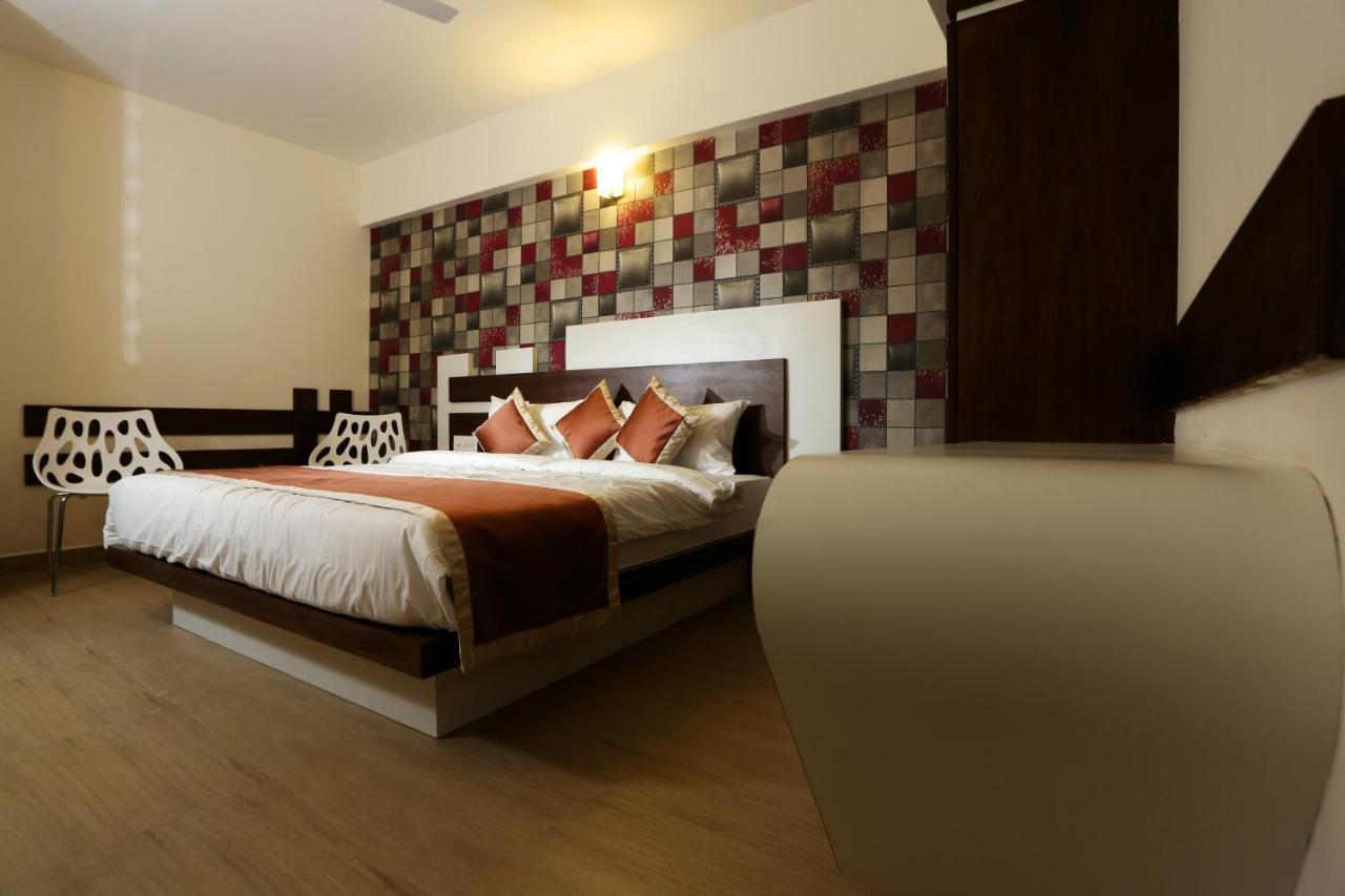 Moriz Inn Mysore Exterior foto